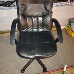 Black Faux Leather Office Chair – Ergonomic Swivel Desk Chair with Armrests