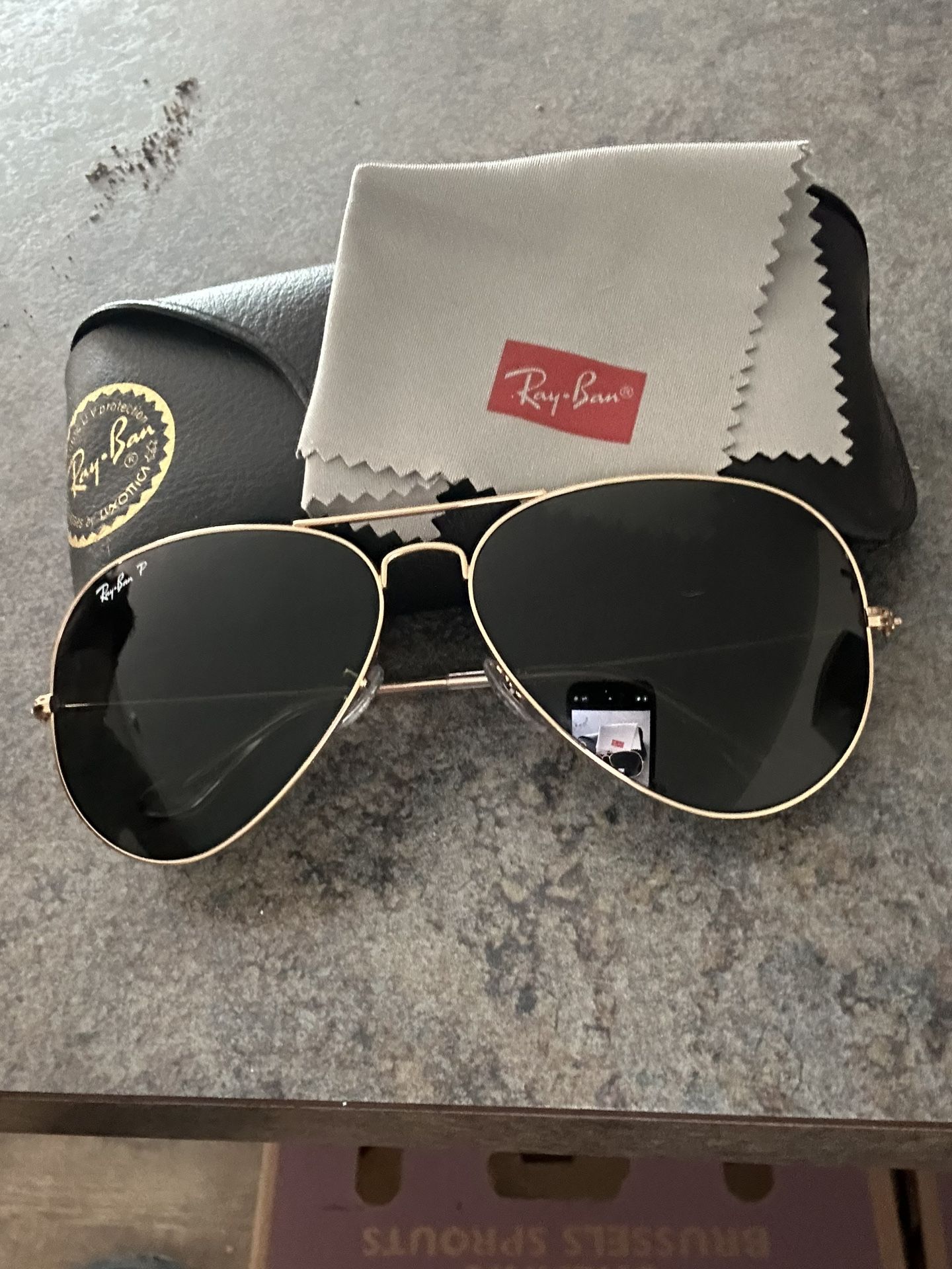 Authentic Ray Ban Avaitor Sun Glasses