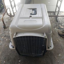 Travel dog animal crate haula
