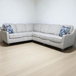 Bassett Sectional FREE DELIVERY 