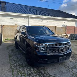 Chevrolet Suburban SUV