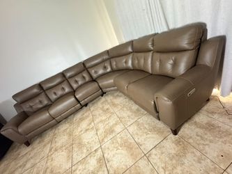 Malibu 4-piece Leather Power Reclining Sectional with Power Headrests