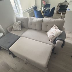 🛋 FOR SALE: Modern Beige Sofa Sleeper with Chaise – Excellent Condition!