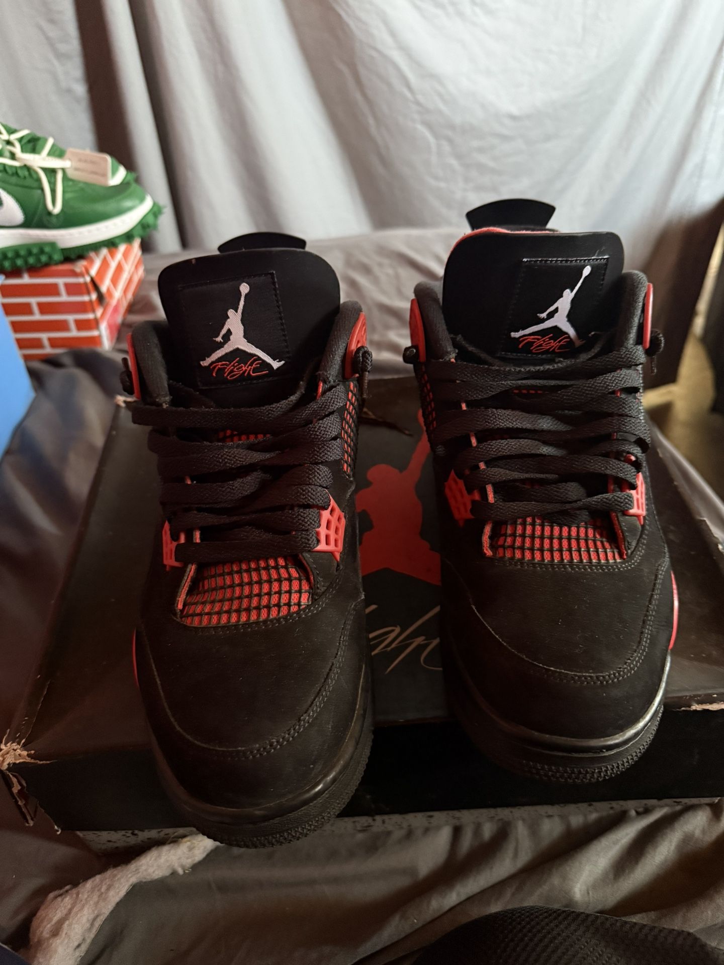 Jordan 4 Red Thunder, Size 12 Men