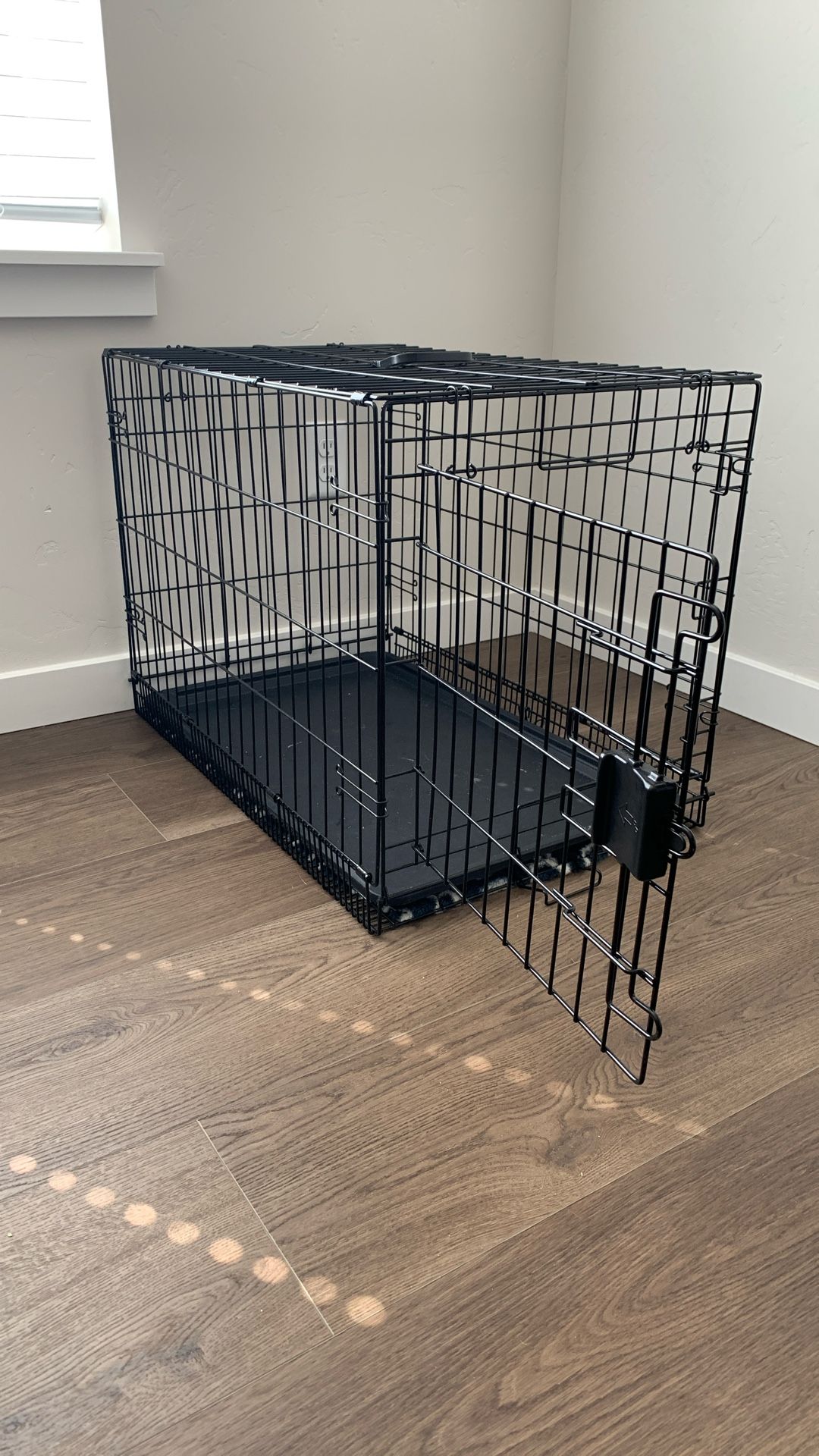 Dog crate
