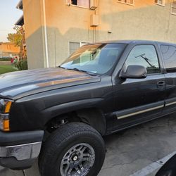 Chevy Silverado 05 Lift