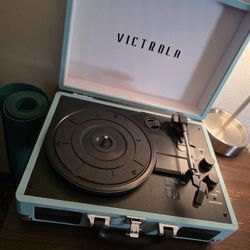 Victorola Vinyl Player