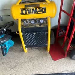 Dewalt Compressor 