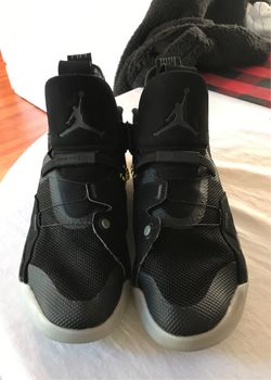 Jordan 33’s size 9 1/2 good shape