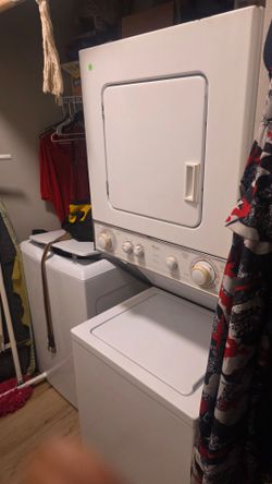 Whirlpool Stacked Washer Dryer Unit