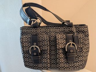 Coach, shoulder bag. Black.