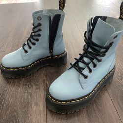 Blue Boots 