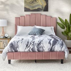 Luxuriously QUEEN platform upholstered bed in rose or cream (New In box)