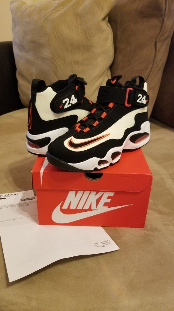 Nike Air Griffey Max 1 Jordan Lost Found Retro Midnight Cherry Thunder Grey Playoffs UNC Blue Black Cool 1 3 4 5 6 7 13 11 12 Royal High Carolina