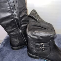 Black Woman’s Boots