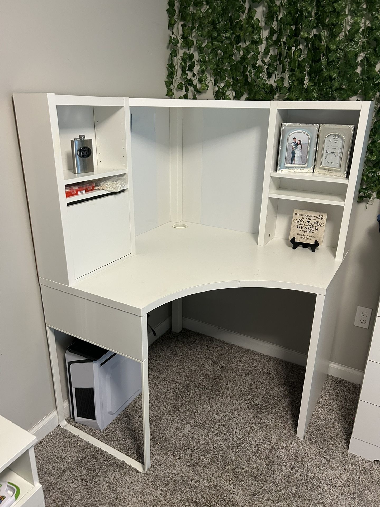 IKEA MICKE Corner desk / workstation, white, 39 3/8x55 7/8 " desk