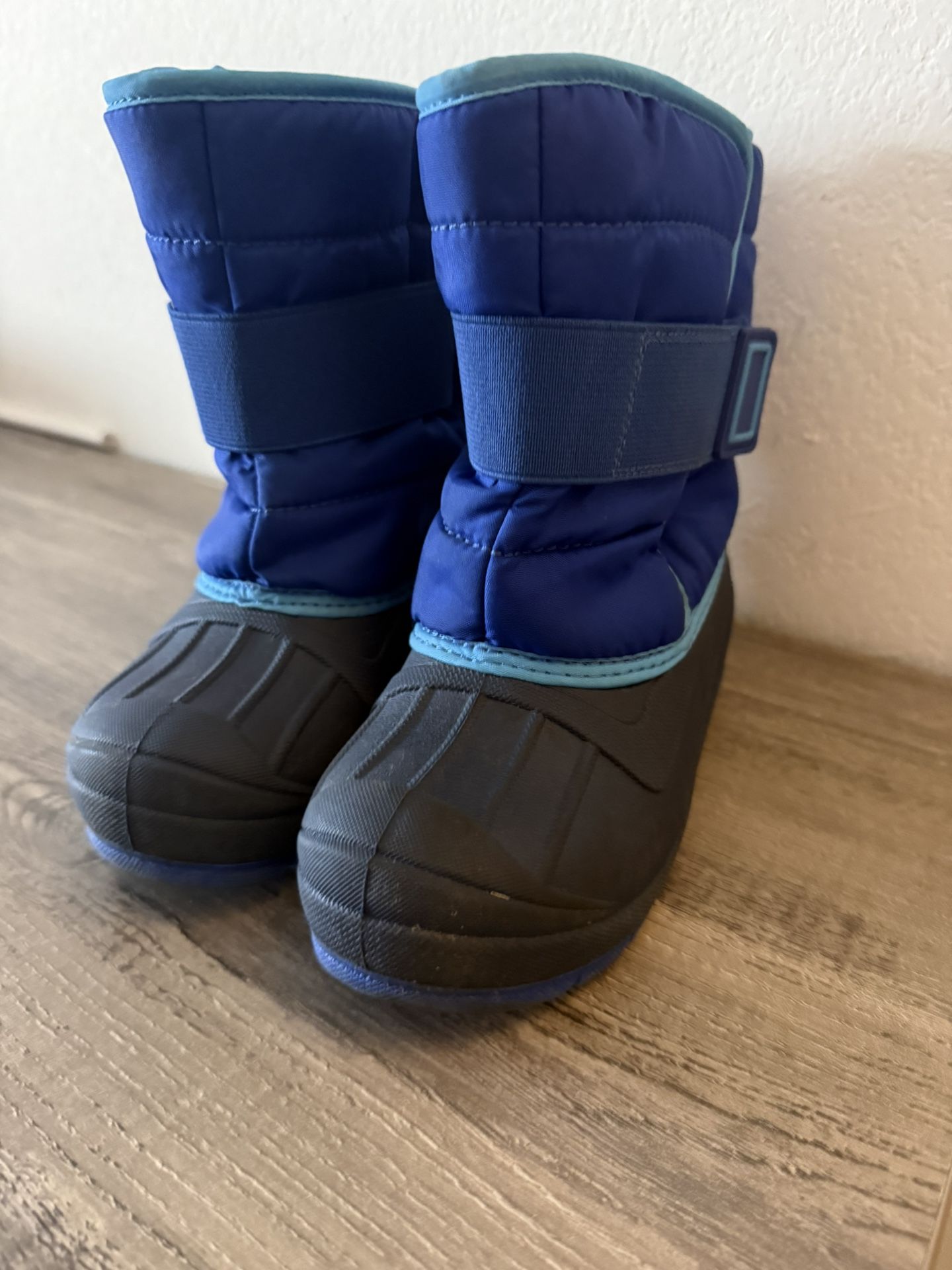 Snow Boots 