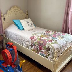 Princess Twin Bed ( Frame Only )