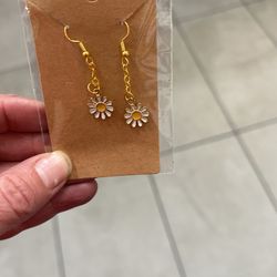Daisy Earrings 