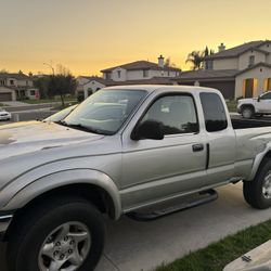 2004 Toyota Tacoma 