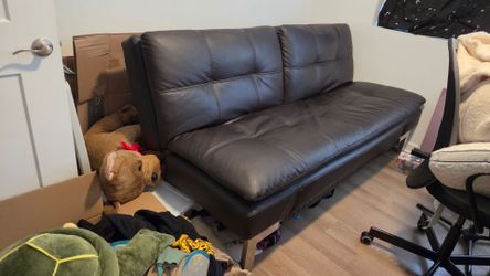 Black Bonded Leather Lounger
