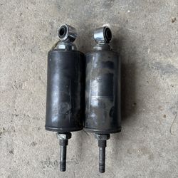 06-17 Softail Stock  Shocks