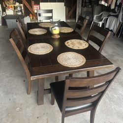 6 Chairs Dining Table $350 In Excellent Condition, Paid Over $1000 From Costco