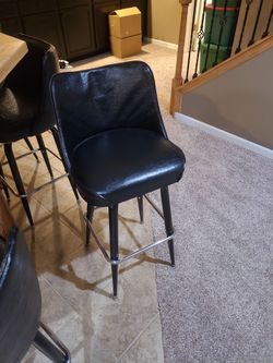 Black Swivel Bar Stools