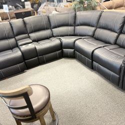 Sectional With Power Recliners 