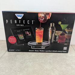 Perfect drink smart scale and stainless steel shaker