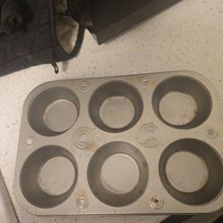 muffin tin