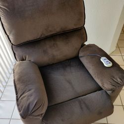 *LANE POWER LIFT Recliner Chair w/ Remote, Like New* 