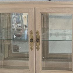Pulaski Bevel Glass Display Cabinet