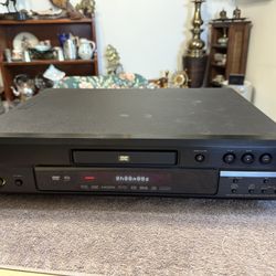 Denon DVD-2910 Universal DVD/CD/SACD/DVD-Audio with HDMI & DVI 