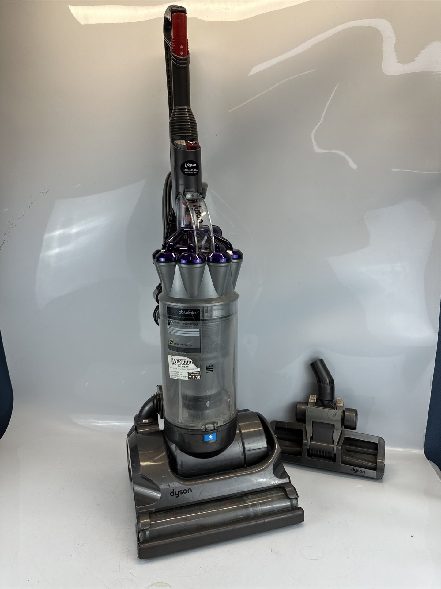 Dyson Absolute DC17 Asthma & Allergy Upright Vacuum Cleaner W/ Hardwood Attach
