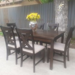 COMEDOR 6 SILLAS CASI NUEVO!!!