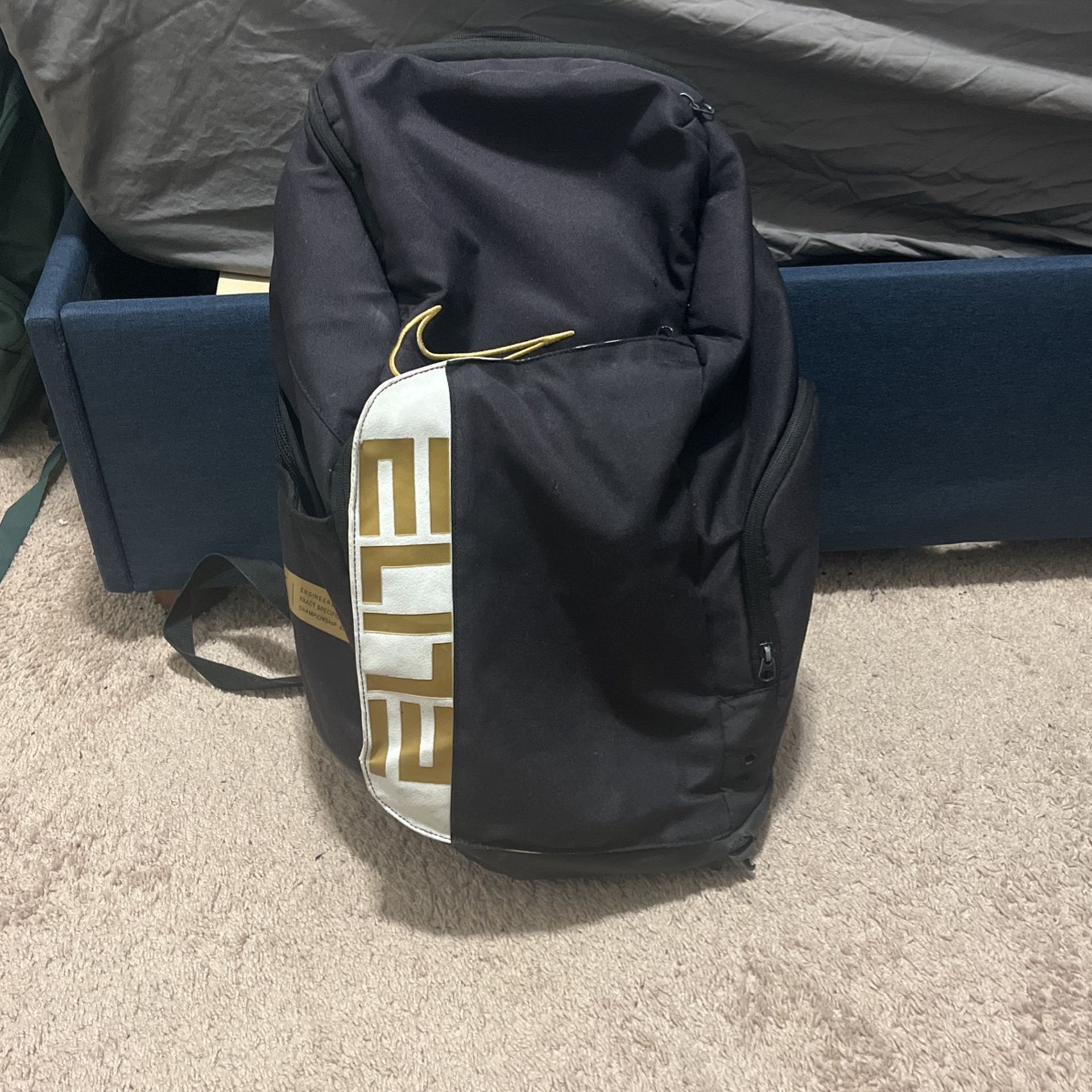 Nike elite backpack
