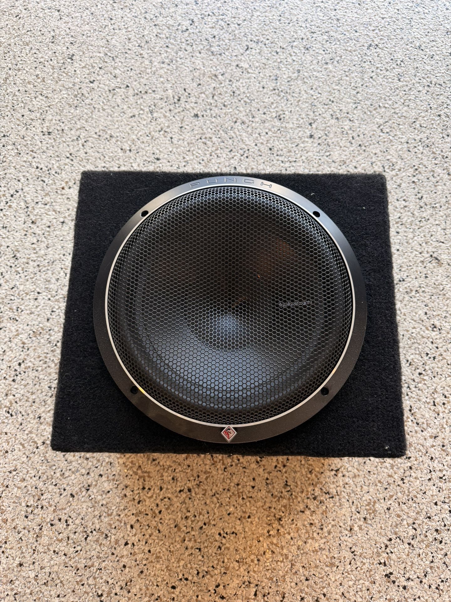 12” Rockford Fosgate P3 Subwoofer And Box 