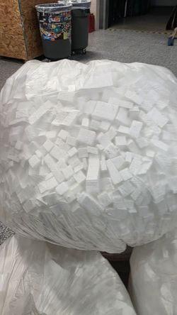 Packing peanuts