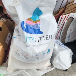 3 Bags Of Pretty Litter