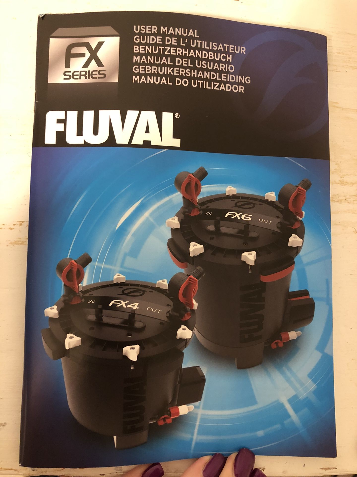 Fluval fx4 filtration system for fish tank