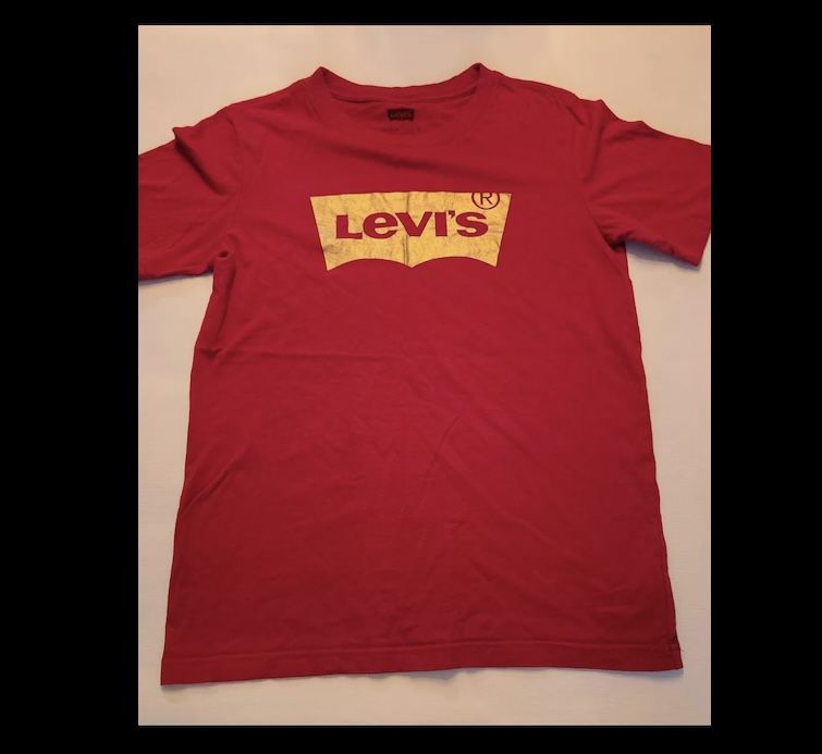 Levi's Boys T-Shirt Youth Short Sleeve Red Size Large Logo