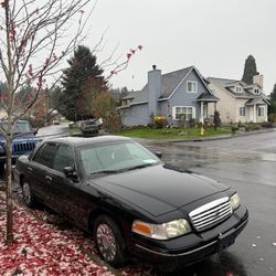 Ford Crown Victoria 2004 