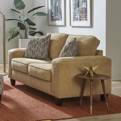 *LIKE NEW* Lexington Daffodil Loveseat Set