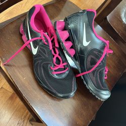 Women’s Nike Reax 8 1/2 