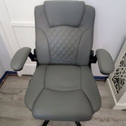 Desk chair