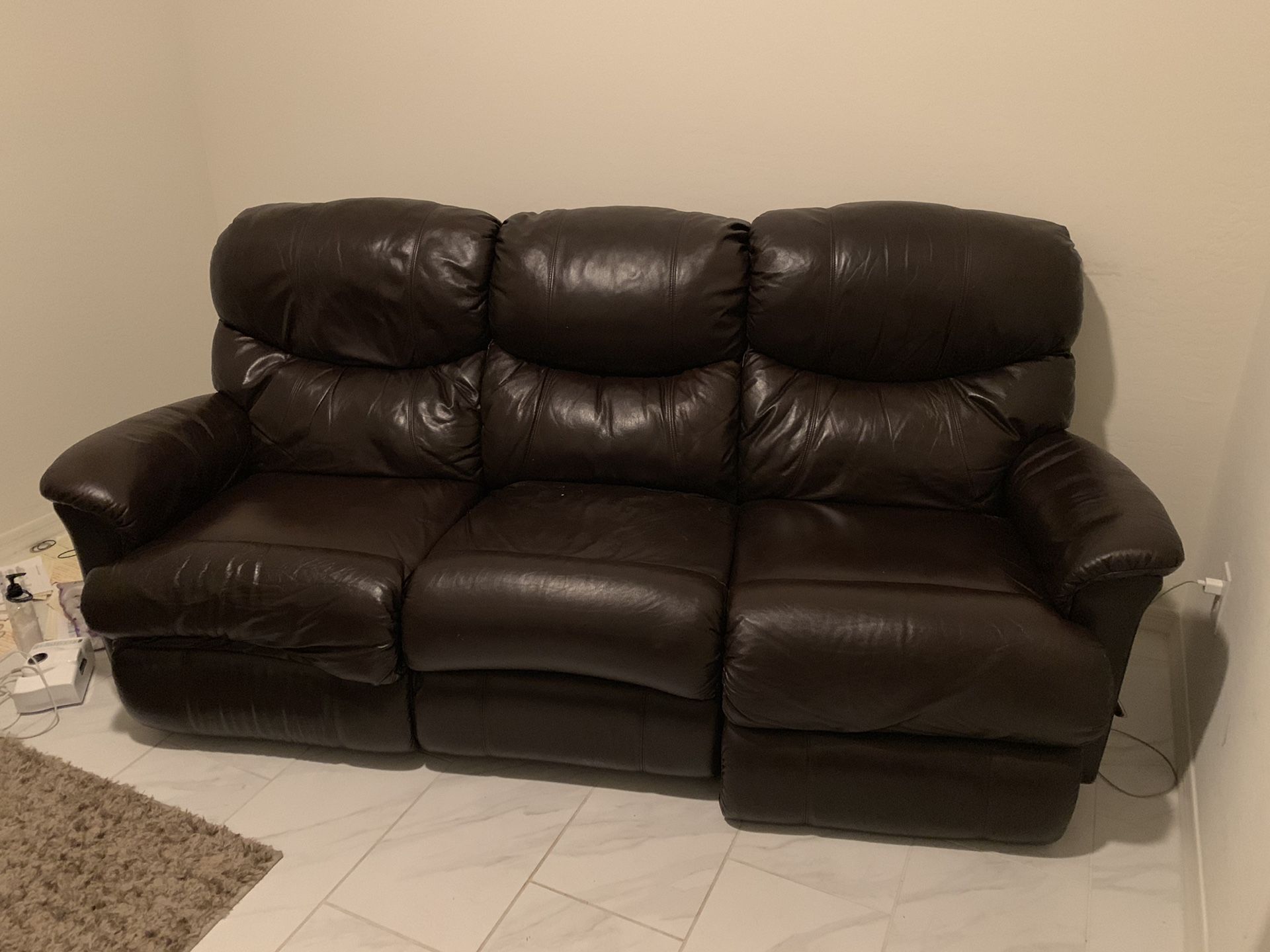 Lazyboy recliner leather sofa for Sale in Gilbert, AZ OfferUp