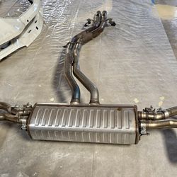 Lamborghini Urus Exhaust System 2021 Complete Catback with BLACK Quad Tips OEM