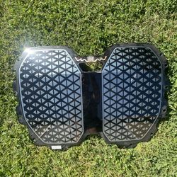 2024~2025 BMW IX OEM GRILLE LED PANEL KIDNEY GRILL *Damaged* P/N: 5,1,1,3,7,2,7,5,8,4,1,1