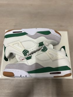Air Jordan 4 Retro